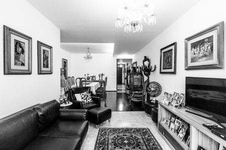 Apartamento à venda com 186m², 3 quartos e 1 vaga Apartamento à venda com 186m², 3 quartos e 1 vagaSala