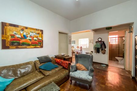 Casa à venda com 200m², 3 quartos e 4 vagas