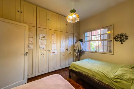 Casa à venda com 200m², 3 quartos e 4 vagas