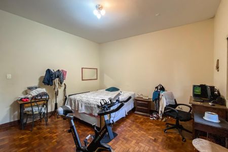 Casa à venda com 200m², 3 quartos e 4 vagas