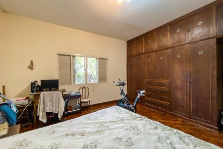 Casa à venda com 200m², 3 quartos e 4 vagas