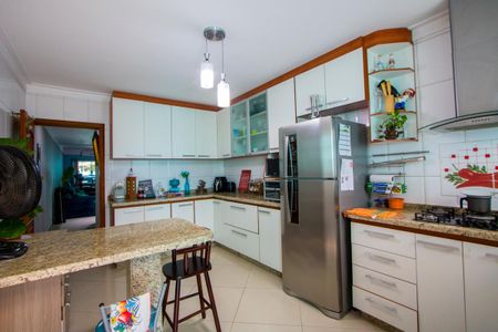 Casa à venda com 150m², 3 quartos e 3 vagas Casa à venda com 150m², 3 quartos e 3 vagasCozinha