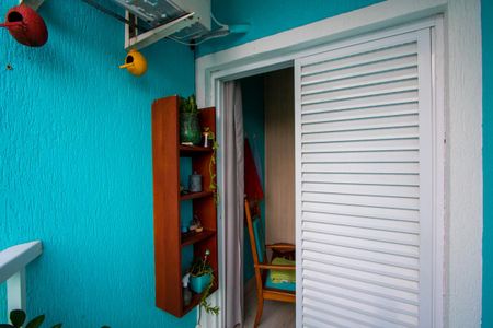 Casa à venda com 150m², 3 quartos e 3 vagas Casa à venda com 150m², 3 quartos e 3 vagasVaranda do quarto 2