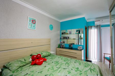 Casa à venda com 150m², 3 quartos e 3 vagas Casa à venda com 150m², 3 quartos e 3 vagasQuarto 2 - Suíte