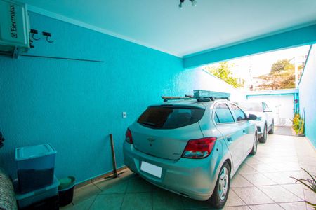 Casa à venda com 150m², 3 quartos e 3 vagas Casa à venda com 150m², 3 quartos e 3 vagasJardim de inverno