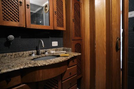 Apartamento à venda com 65m², 3 quartos e 1 vagaBanheiro