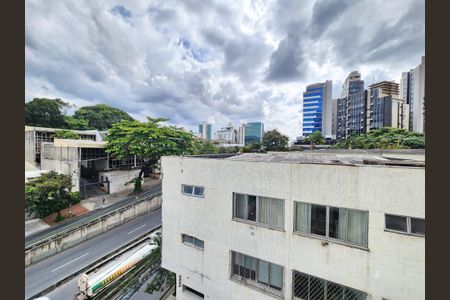 Apartamento à venda com 40m², 1 quarto e 1 vagaVista