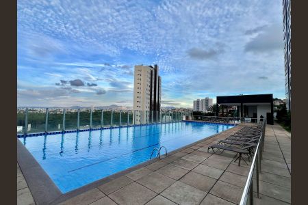 Apartamento à venda com 147m², 4 quartos e 3 vagasÁrea comum - Piscina