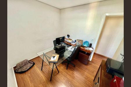 Apartamento à venda com 147m², 4 quartos e 3 vagasQuarto 1