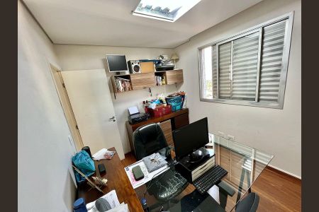 Apartamento à venda com 147m², 4 quartos e 3 vagasQuarto 1