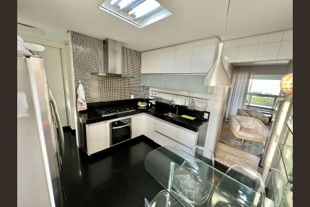 Apartamento à venda com 147m², 4 quartos e 3 vagasCozinha