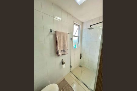 Apartamento à venda com 147m², 4 quartos e 3 vagas Banheiro da Suíte