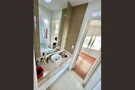 Apartamento à venda com 147m², 4 quartos e 3 vagasSemi Suíte 2