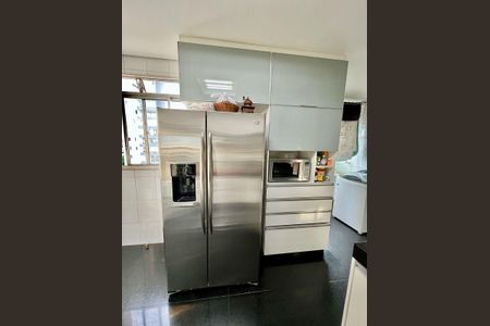 Apartamento à venda com 147m², 4 quartos e 3 vagasCozinha