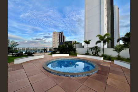 Apartamento à venda com 147m², 4 quartos e 3 vagasEntrada prédio