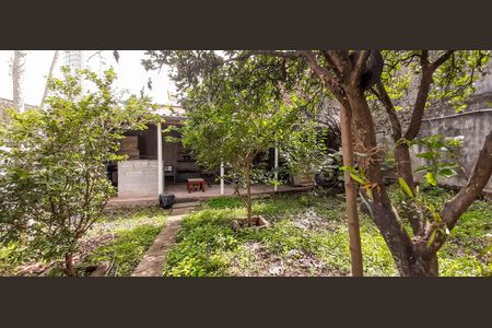 Casa à venda com 120m², 3 quartos e 2 vagas Casa à venda com 120m², 3 quartos e 2 vagasJardim