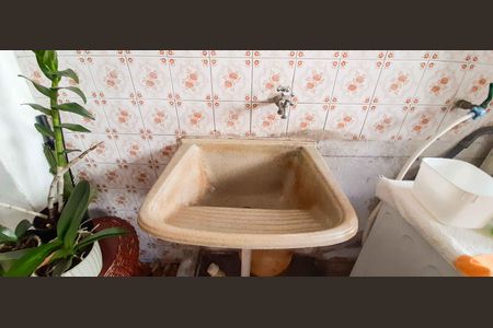 Casa à venda com 120m², 3 quartos e 2 vagas Casa à venda com 120m², 3 quartos e 2 vagasÁrea de Serviço