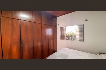 Casa à venda com 120m², 3 quartos e 2 vagas Casa à venda com 120m², 3 quartos e 2 vagasQuarto 2