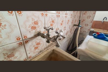 Casa à venda com 120m², 3 quartos e 2 vagas Casa à venda com 120m², 3 quartos e 2 vagasÁrea de Serviço