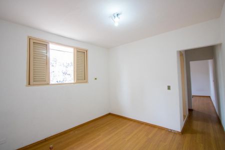 Casa à venda com 180m², 2 quartos e 1 vaga Casa à venda com 180m², 2 quartos e 1 vagaQuarto 1