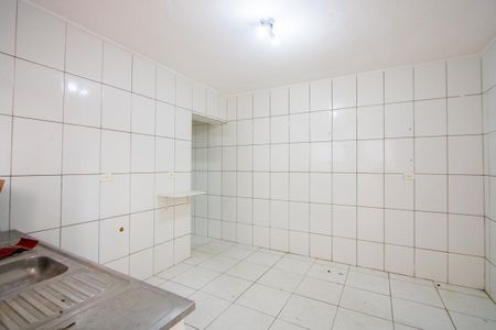 Casa à venda com 180m², 2 quartos e 1 vaga Casa à venda com 180m², 2 quartos e 1 vagaCozinha