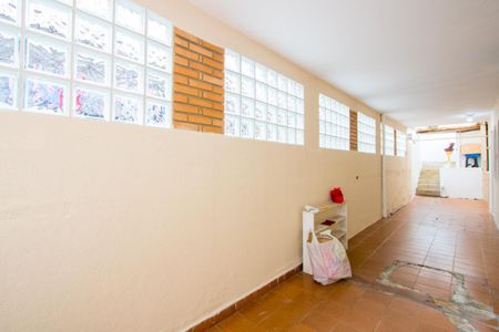 Casa à venda com 180m², 2 quartos e 1 vaga Casa à venda com 180m², 2 quartos e 1 vagaCorredor Externo