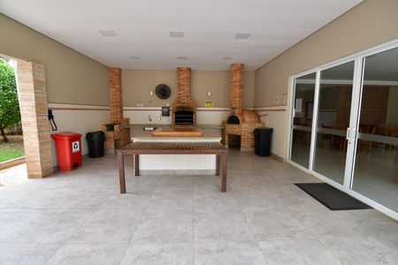 Casa de condomínio para alugar com 320m², 3 quartos e 4 vagasÁrea comum - Churrasqueira