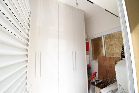 Casa de condomínio para alugar com 320m², 3 quartos e 4 vagasDespensa