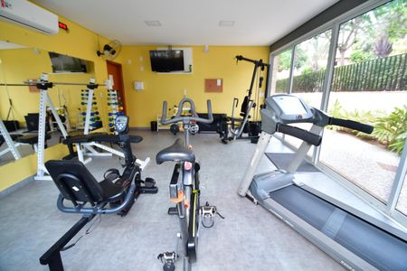 Casa de condomínio para alugar com 320m², 3 quartos e 4 vagasÁrea comum - Academia