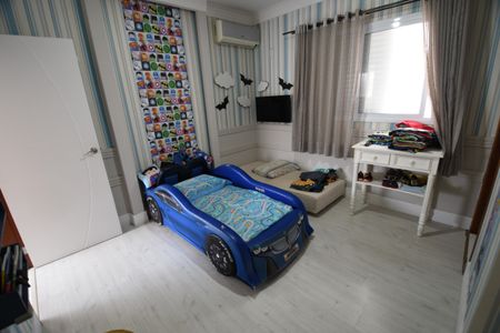 Casa de condomínio para alugar com 320m², 3 quartos e 4 vagasQuarto Suíte 1