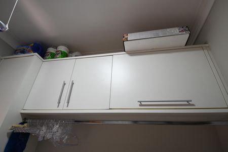 Casa de condomínio para alugar com 320m², 3 quartos e 4 vagasÁrea de Serviço