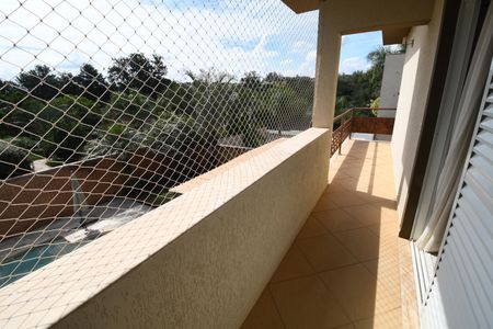 Casa de condomínio para alugar com 320m², 3 quartos e 4 vagasQuarto Suíte 3 - Sacada