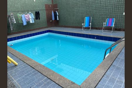 Casa à venda com 350m², 4 quartos e 2 vagasPiscina