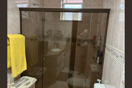 Casa à venda com 350m², 4 quartos e 2 vagasBanheiro