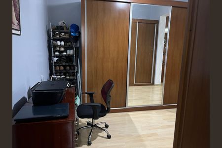 Casa à venda com 350m², 4 quartos e 2 vagasQuarto