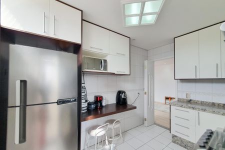 Apartamento à venda com 73m², 2 quartos e 1 vaga Apartamento à venda com 73m², 2 quartos e 1 vagaCozinha