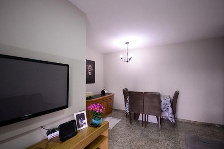 Apartamento para alugar com 72m², 3 quartos e 1 vaga Apartamento para alugar com 72m², 3 quartos e 1 vagaSala