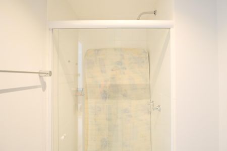 Apartamento à venda com 57m², 2 quartos e 1 vagaBanheiro Social