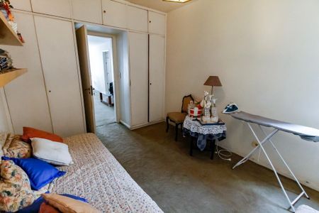 Casa à venda com 800m², 5 quartos e NaN vagas Casa à venda com 800m², 5 quartos e NaN vagasQuarto