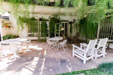 Casa à venda com 800m², 5 quartos e NaN vagas Casa à venda com 800m², 5 quartos e NaN vagasÁrea lazer