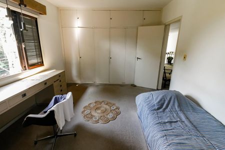 Casa à venda com 800m², 5 quartos e NaN vagas Casa à venda com 800m², 5 quartos e NaN vagasSuíte 3 - armários