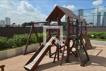 Apartamento à venda com 111m², 2 quartos e 3 vagas Apartamento à venda com 111m², 2 quartos e 3 vagasÁrea comum - Playground