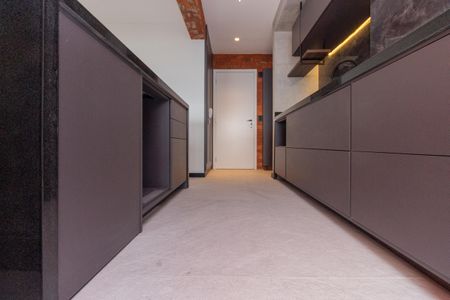 Apartamento à venda com 111m², 2 quartos e 3 vagas Apartamento à venda com 111m², 2 quartos e 3 vagasCozinha
