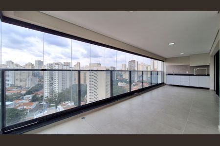Apartamento à venda com 151m², 3 quartos e 2 vagasVaranda
