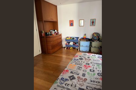 Apartamento à venda com 175m², 3 quartos e 2 vagas Apartamento à venda com 175m², 3 quartos e 2 vagasQuarto 3