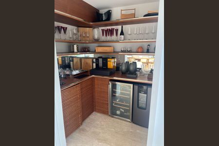 Apartamento à venda com 175m², 3 quartos e 2 vagas Apartamento à venda com 175m², 3 quartos e 2 vagasEspaço Gourmet