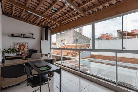 Casa à venda com 200m², 3 quartos e 2 vagasSuíte 3