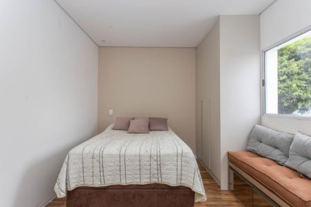 Casa à venda com 200m², 3 quartos e 2 vagasSuíte 2