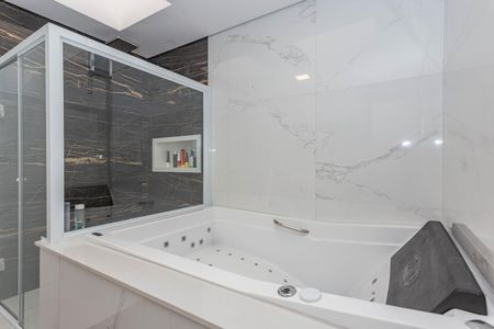 Casa à venda com 200m², 3 quartos e 2 vagasBanheiro da Suíte 3