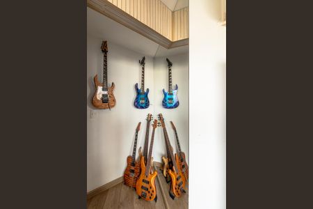 Apartamento à venda com 100m², 2 quartos e 1 vaga Apartamento à venda com 100m², 2 quartos e 1 vagaSala